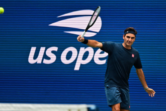 RODŽER FEDERER SE VRAĆA NA TEREN!
