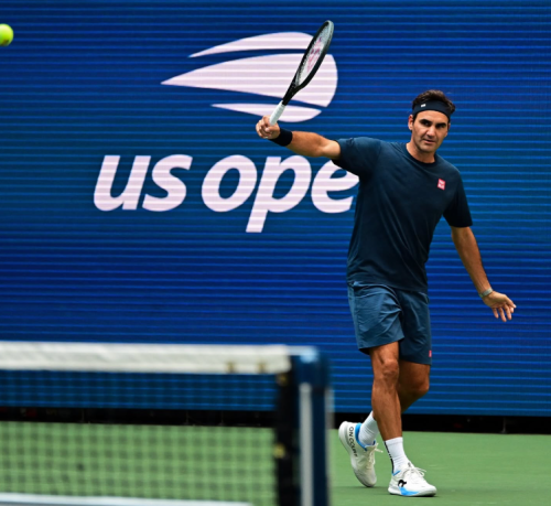 RODŽER FEDERER SE VRAĆA NA TEREN! 