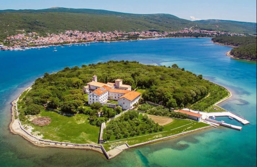 Ostrvo na Jadranu bez kafića i restorana i sa samo četiri stanovnika!