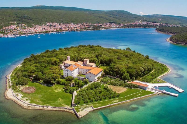 Ostrvo na Jadranu bez kafića i restorana i sa samo četiri stanovnika!