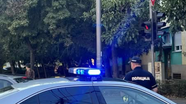 Tijela majke i sina u fazi raspadanja! Komšije prijavile neugodan miris!