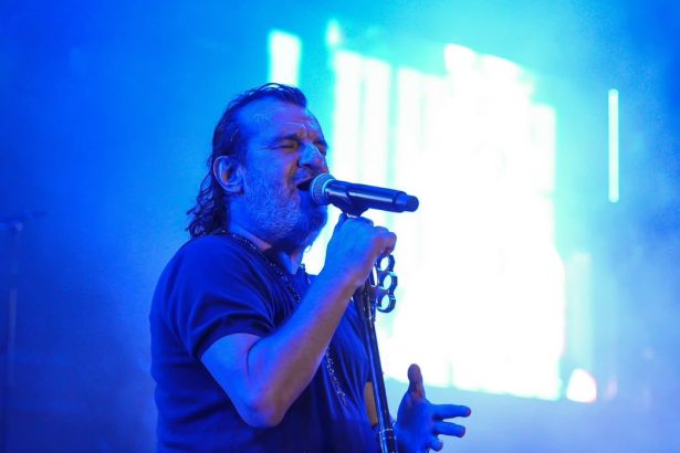 Aca Lukas započeo koncert u Bitoli, publika u TRANSU! VEČE O KOJEM ĆE SE PRIČATI!