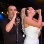 Amila Bajrić i Aca Lukas izveli „Kad mirišu jorgovani“