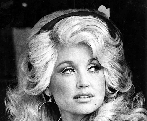 Tejlor Svift odala počast Doli Parton