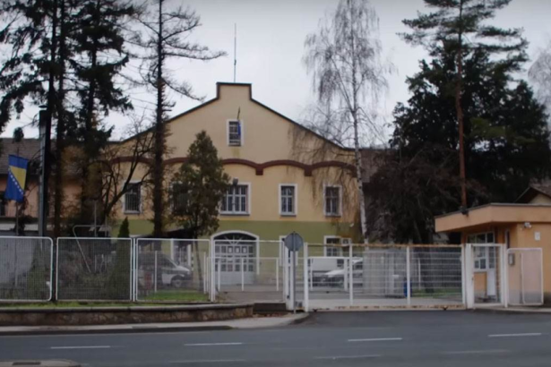 Zatvorenik u KPZ-u Zenica pokušao samoubistvo, preminuo u bolnici!