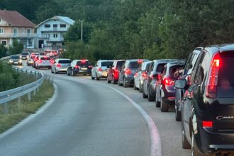 BIHAMK: Pojačana frekvencija vozila u gradskim zonama i na graničnim prelazima!