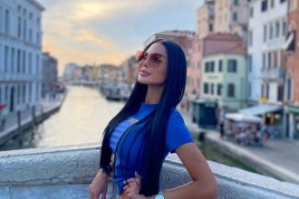 MAJA MARINKOVIĆ SKINULA SVE SA SEBE