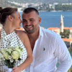 POZNATA INFLUENSERKA STALA NA LUDI KAMEN!