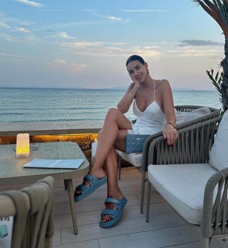 KATARINA GRUJIĆ IMA MILIONSKU IMOVINU! Živi u stanu od 400.000 eura, a vilu u Budvi dobila OD OVOG MOĆNIKA!