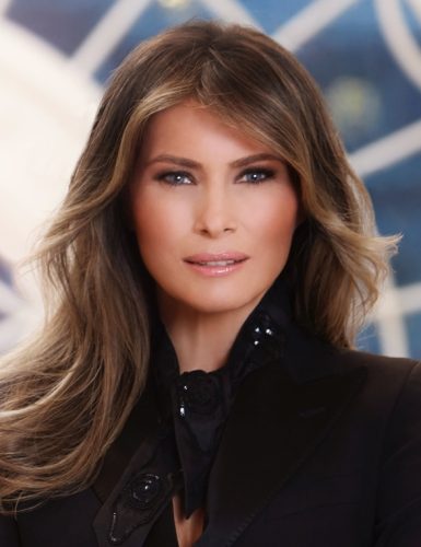 MELANIJA TRAMP OD LJUBLJANE DO BIJELE KUĆE: Fotograf je zapazio ispred zgrade, a onda je osvojila svijet mode i postala prva dama Amerike!