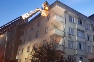 Velika akcija spašavanja: Zgrada se urušila, među spašenima i dvoje djece!
