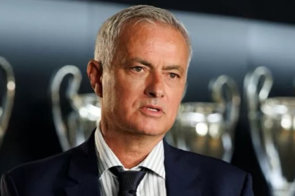 Mourinho u ratu s novinarima zbog Mbappea: "Kada se igrač ne ponaša kako treba, neće biti ni na klupi – bit će kod kuće!"