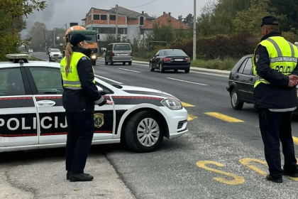 BIHAMK: Otežan saobraćaj na M-17, u mjestu Donje Ravne (Žepče), zbog saobraćajne nezgode!