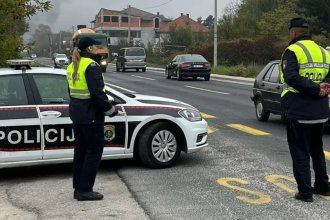Vozaču kamiona izmjereno skoro 4 promila alkohola u krvi! Uhapšen na licu mjesta!