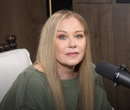 PET GODINA ŽIVJELA S POGREŠNOM DIJAGNOZOM! Kristina Eplgejt otkrila da uzrok tegoba tek traže: „Nije mi bolje, još mi je gore!“
