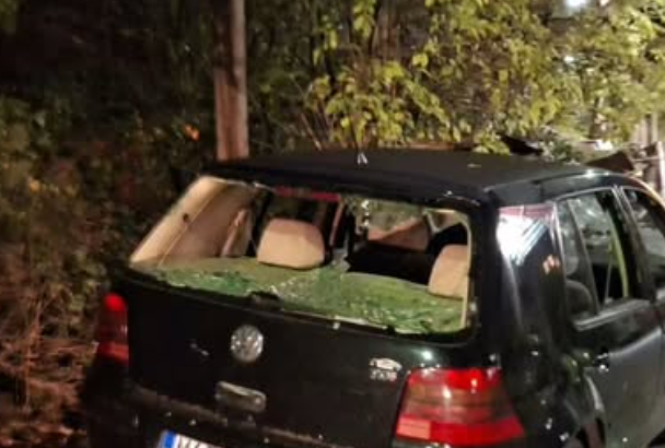 Incident u Sarajevu: Bejzbolskom palicom razlupao parkirana auta komšija!