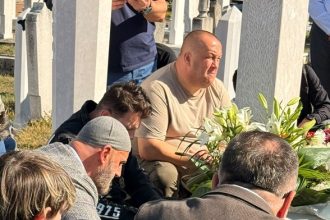 Dino Bešlić se oglasio, a ono što je podijelio tjera suze na oči! BOL ZA RODITELJIMA NE PROLAZI!
