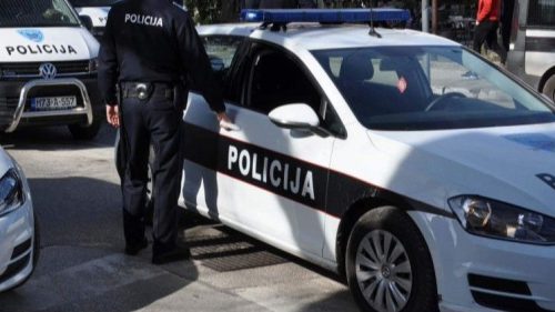 Saobraćajna nesreća kod Tuzle: U prevrtanju autobusa povrijeđeno 11 osoba!